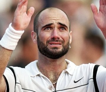 En su autobiografía la leyenda del tenis reconoció la utilización de metanfetamina y aunque dio positivo en 1997 no fue castigado tras mentir a la ATP. El estadounidense fue muy cuestionado por su confesión.