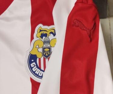 Filtran camiseta retro que celebraría los 115 años de Chivas