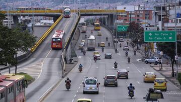 Pico y placa en Bogot&aacute; y Medell&iacute;n hoy, 8 de octubre: restricci&oacute;n, horarios y excepciones