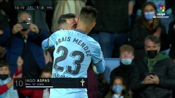 La celebración de gol de Aspas que va a acabar en genialidad o sanción doble