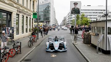 Nico Rosberg, al volante del Gen2 en Berl&iacute;n.