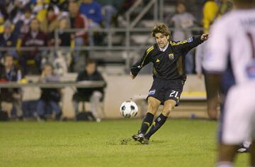 El mediocampista estadounidense debutó con Columbus Crew. jugó 22 partidos, anotó 2 veces y puso 5 asistencias en su primer temporada en la MLS.