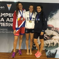 Mireia gana el 400 libre y Melani vuelve a ser internacional