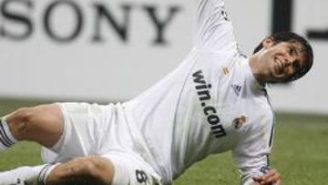 <b>DISCONTINUO.</b> Kaká empezó bien y, como el Madrid, fue perdiendo presencia en el partido.