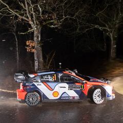 Neuville sigue en racha de noche