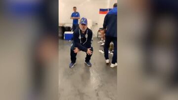 El baile viral de Maradona tras la primera victoria de su equipo