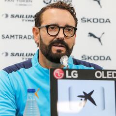 Bordalás: "Estoy a gusto aquí, pero hay cosas que se pueden cambiar y mejorar"