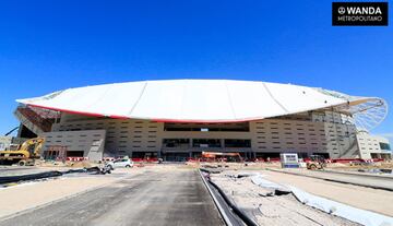 Obras en el Wanda Metropolitano: la cubierta ya est¨¢ terminada