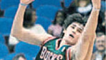 Ersan Ilyasova.