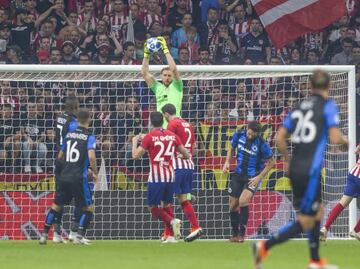 That's mine. Jan Oblak collects against Brugge.