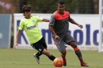 El campeón de Libertadores empató 0-0 y cayó 0-2 con Leones.