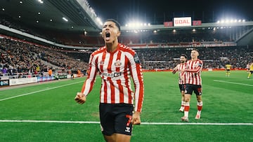 Jobe Bellingham celebrates after he opens the scoring between Sunderland and Derby County.