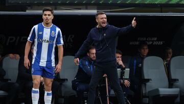 Soccer Football - FIFA Club World Cup - Group A - Palmeiras v FC Porto - MetLife Stadium, East Rutherford, New Jersey, U.S. - June 15, 2025 FC Porto coach Martin Anselmi reacts IMAGN IMAGES via Reuters/Vincent Carchietta
