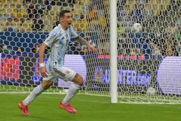 1-0. Ángel Di María celebra el primer gol.