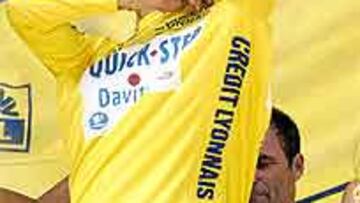 <b>IDEAS CLARAS.</b> Mi meta es la montaña; no tengo nada que hacer con Armstrong en la crono. Ni siquiera sé
si podré aguantar hoy