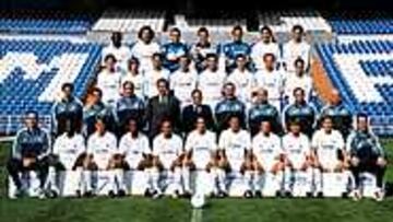 CON TRAJE DE FAENA Y DE PASEO. Ya hay foto del Real Madrid del Centenario, una plantilla que pasará a la historia. Se la hicieron ayer por la mañana, primero vestidos con la equipación oficial deportiva del equipo y después con el traje de paseo. Junto a los jugadores y el cuerpo técnico posaron el presidente Florentino y el director deportivo Jorge Valdano. Baljic tuvo su sitio por estar inscrito en Champions, pero quedaron fuera Congo y Rivera.