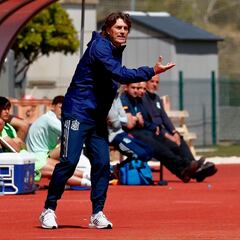 Jiménez mantiene con vida a la Sub-17 de Julen