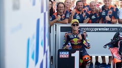 Augusto Fernandez (37) of Spain and Red Bull KTM Ajo during the qualifying of Gran Premio Animoca Brands de Aragon at Motorland Aragon Circuit on September 17, 2022 in Alcaniz, Spain. (Photo by Jose Breton/Pics Action/NurPhoto via Getty Images)