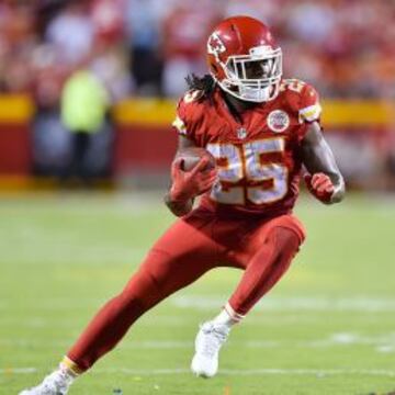 Jamaal Charles es uno de los mejores corredores de la liga, pero su tendencia a lesionarse le impide ser un jugador en el que fiar el futuro de una temporada.