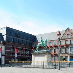 En Alemania no llevan mascarilla... ni en las aglomeraciones