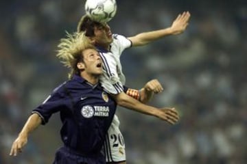 Temporada 00/01. Real Madrid-Valencia.