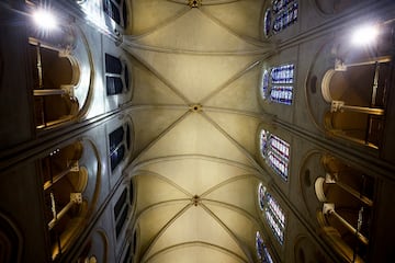 El techo abovedado de la catedral de Notre Dame.