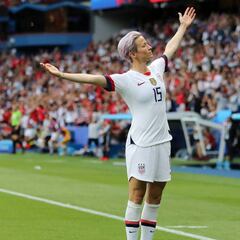 Female leadership in sports journalism: a voice for change