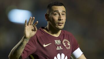 León no descarta una posible salida de Sambueza al América