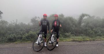 El ciclista colombiano del Arkéa - Samsic continúa preparando el reinicio de temporada y trabaja en las carreteras de Boyacá.