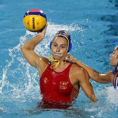 Bea Ortiz: "El cine me inspira y me ayuda a jugar a waterpolo"
