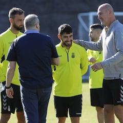 Ramírez confirma la marcha de Araujo y que Tana se queda