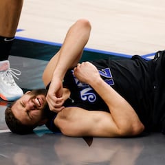 Why isn’t the Mavs’ Maxi Kleber playing in Game 4 against the Thunder today?