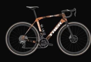 Kilian Jornet sortea la bici de su último reto