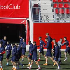 Cerca de tres mil hinchas alentarán al United en Sevilla