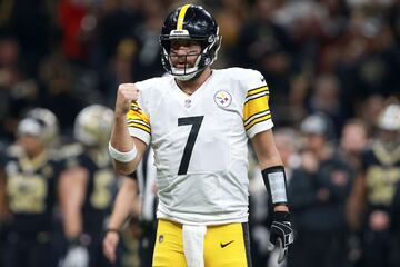 El quarterback de los Pittsburgh Steelers ha logrado grandes números tras conectarse con sus wide receivers. (336.08)