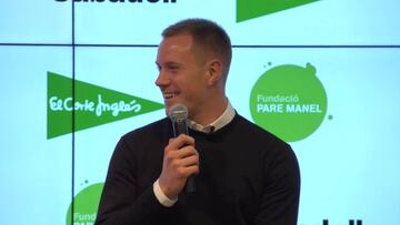 Es difícil que no te saque una sonrisa: Ter Stegen hablando de su abono de transporte público