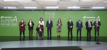 Emotividad y apoyo al deporte femenino en la gala de los Premios SuperA