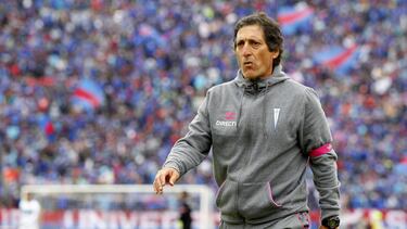 ¿Y si Mario Salas asume en la Roja?