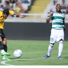 Orbelin Pineda ya se estrenó como goleador con el AEK