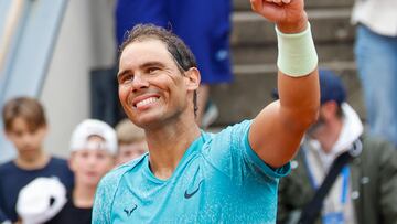 Bastad (Sweden), 16/07/2024.- Rafael Nadal of Spain celebrates winning his men's singles first round match against Leo Borg of Sweden during the Nordea Open Tennis tournament in Bastad, Sweden, 16 July 2024. (Tenis, España, Suecia) EFE/EPA/Adam Ihse SWEDEN OUT