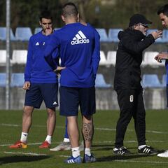 Anquela afronta una jornada con alternativas en las bandas