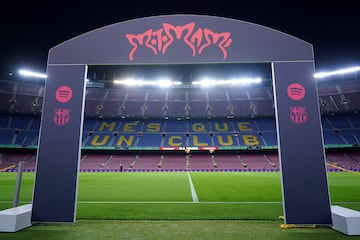 El FC Barcelona llev¨® el logo de Motomami, el ¨¢lbum de Rosal¨ªa, en su camiseta durante el Cl¨¢sico contra el Real Madrid el 19 de marzo de 2023.