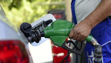 Precios de los combustibles vuelven a subir: cuál será el aumento y cómo quedan en Chile