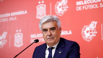 El presidente interino de la RFEF, Pedro Rocha, durante una rueda de prensa.