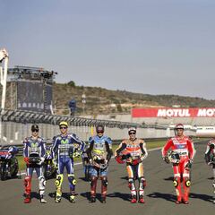 Llenazo en el Ricardo Tormo y gran expectación para el test