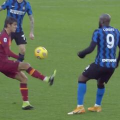 La maravilla de la joya española que cautiva a Italia: ¿lleva velcro en las botas?