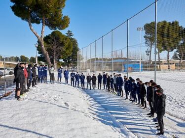 Las climatología y el estado de los terrenos de juego condicionan la vuelta a los entrenamientos