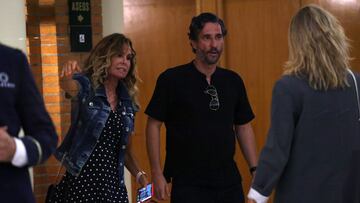 Lara Dibildos, su pareja, Cándido Conde-Pumpido, Arantxa de Benito y Raúl Castillo acuden al tanatorio de María Teresa Campos.