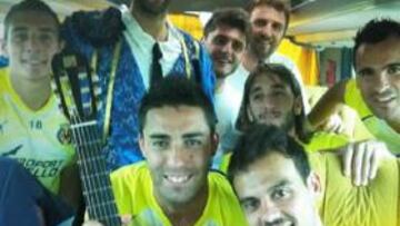 <b>TODA LA PRENSA SE HIZO ECO.</b> Sobre las 19:00 horas saltaba la noticia: 'Diego recién firmado por el Manchester. Se nos va el mejor'. Esto es lo que publicó Capdevila en su Twitter y los medios se hicieron eco. Algunos incluso lo publicaron en su edición digital.