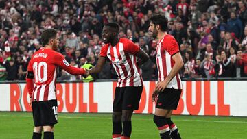 2-0. Iñaki Williams celebra el segundo gol que marca de penalti.